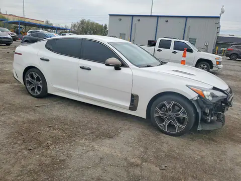 KNAE15LA9M6090107 — 2021 Kia Stinger, photo 4 from Copart 29.09.2026, Front end