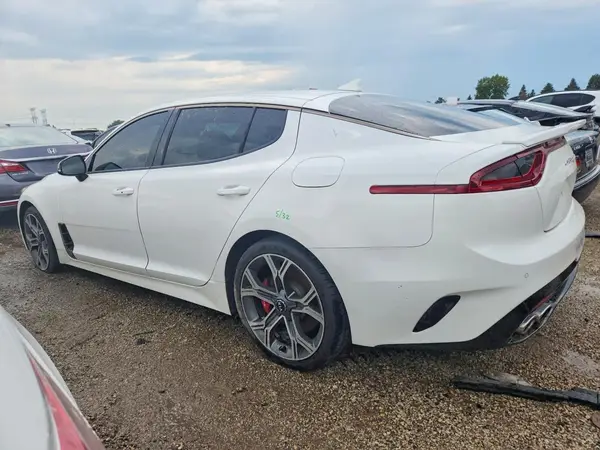 KNAE35LC4M6097820 — 2021 Kia Stinger, photo 2 from Copart, Vandalism