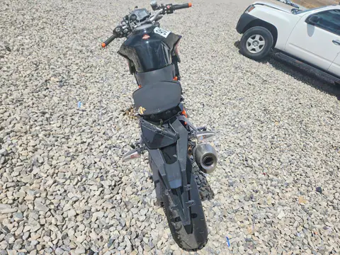 VBKV39409FM920852 — 2015 KTM 1290, photo 4 from Copart 16.10.2026, Rollover
