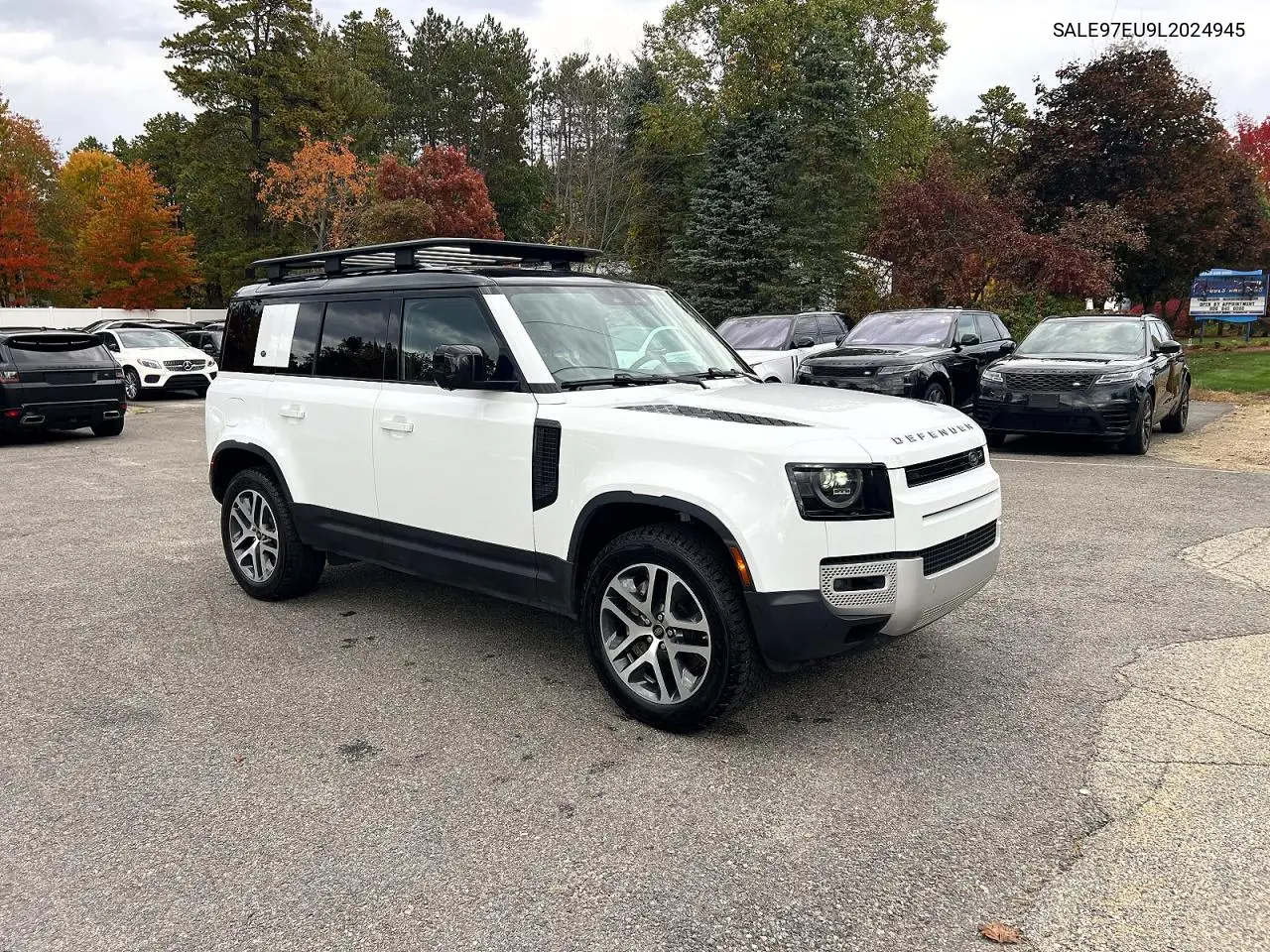 SALE97EU9L2024945 Land Rover Defender 2020 — დაზიანება მცირე ჩაღრმავებები და ნაკაწრები, ფოტო შეკეთებამდე