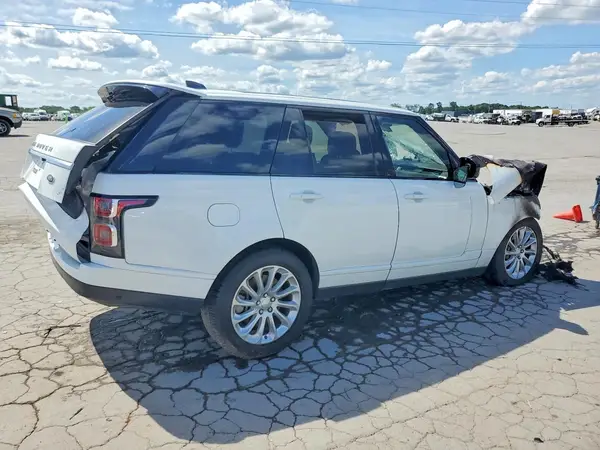SALGS2SV9KA544046 — 2019 Land Rover Range Rover, zdjęcie 3 z Copart 05.10.2026, Pożar silnika