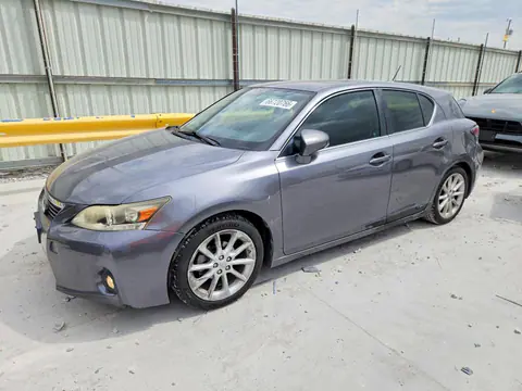 JTHKD5BH1D2124512 — 2013 Lexus CT, Передняя часть (Front End), фото до ремонта