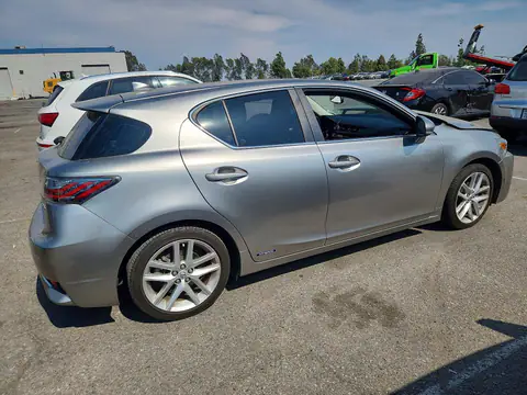 JTHKD5BH8H2286739 — 2017 Lexus CT, photo 3 from Copart 29.09.2026, Front end