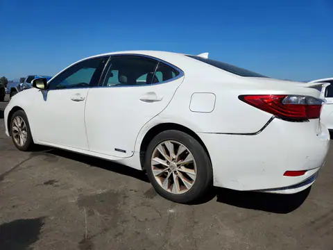 JTHBW1GG2F2093910 — 2015 Lexus ES, photo 2 from Copart 19.10.2026, Side