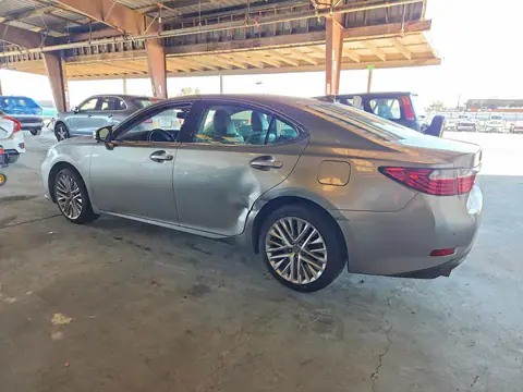 JTHBK1GG7F2177202 — 2015 Lexus ES, photo 2 from Copart 15.10.2026, Side