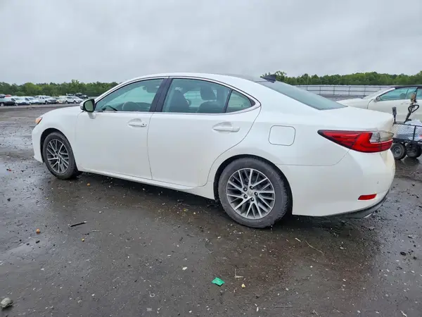 58ABK1GG2GU028451 — 2016 Lexus ES, фото 2 с аукциона Copart 14.10.2026, Повреждения снизу