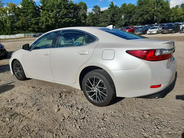 58ABK1GGXGU019626 — 2016 Lexus ES, zdjęcie 2 z Copart 08.10.2026, Przód