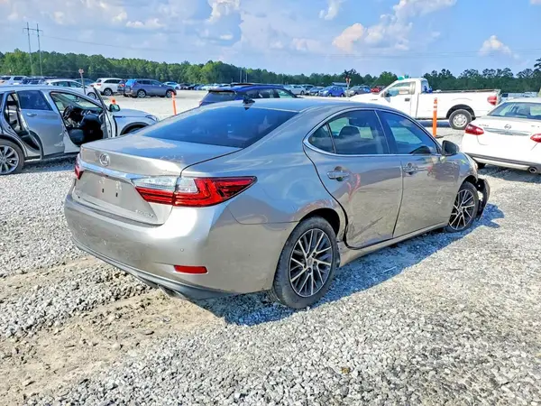 58ABK1GG8GU019480 — 2016 Lexus ES, photo 3 from Copart, Front end