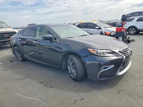 JTHBW1GG6H2146496 — 2017 Lexus ES, photo 4 from Copart 19.10.2026, Rear end