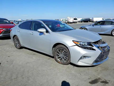 58ABK1GG2HU076789 — 2017 Lexus ES, zdjęcie 4 z Copart 19.10.2026, Przód