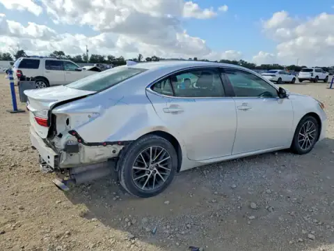 58ABK1GG7JU098163 — 2018 Lexus ES, photo 3 from Copart 24.09.2026, Rear end