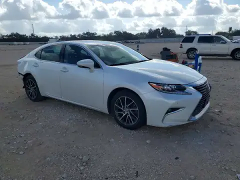 58ABK1GG7JU098163 — 2018 Lexus ES, photo 4 from Copart 24.09.2026, Rear end