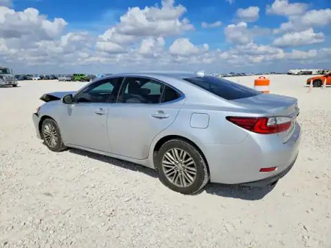 58ABK1GG5JU099649 — 2018 Lexus ES, zdjęcie 2 z Copart 24.09.2026, Przód