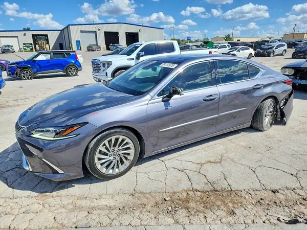 58ABZ1B13KU030118 — 2019 Lexus ES, Задняя часть (Rear End), фото до ремонта