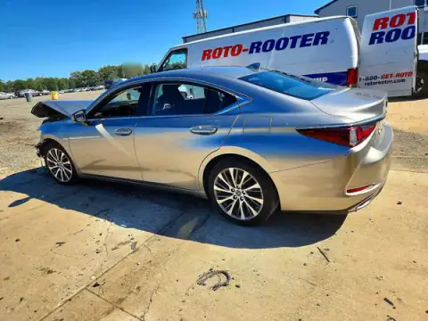 58ADZ1B18LU067451 — 2020 Lexus ES, ფოტო 2, Copart 28.09.2026, წინა ნაწილი