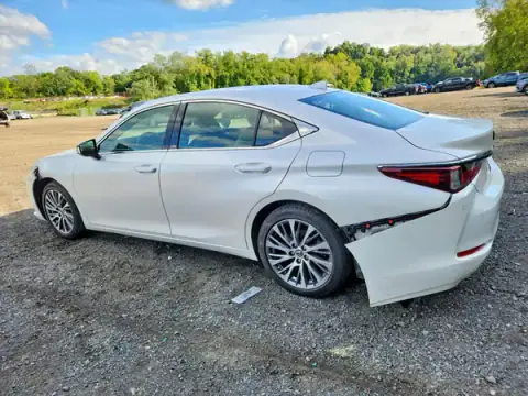 58ADZ1B12LU068904 — 2020 Lexus ES, zdjęcie 2 z Copart 22.10.2026, Przód