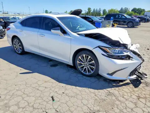 58AD11D1XMU002493 — 2021 Lexus ES, photo 4 from Copart 25.09.2026, Front end