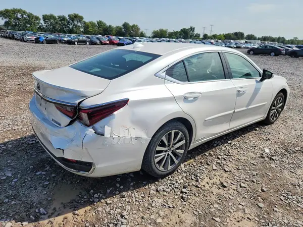 58ADA1C11MU008779 — 2021 Lexus ES, фото 3 с аукциона Copart 12.10.2026, Задняя часть