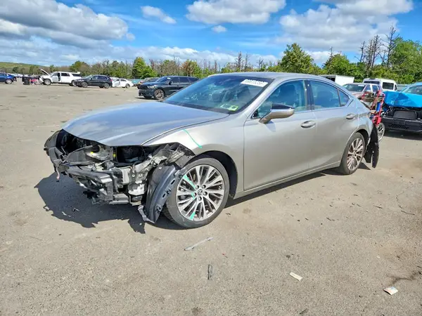 58ADZ1B11MU092600 Lexus ES 2021 — Front end damage, before-repair photo