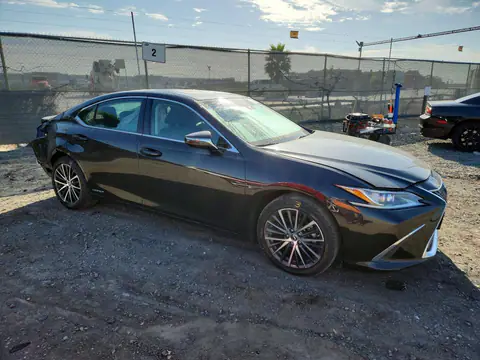 58ADA1C13NU024919 — 2022 Lexus ES, zdjęcie 4 z Copart, Tył