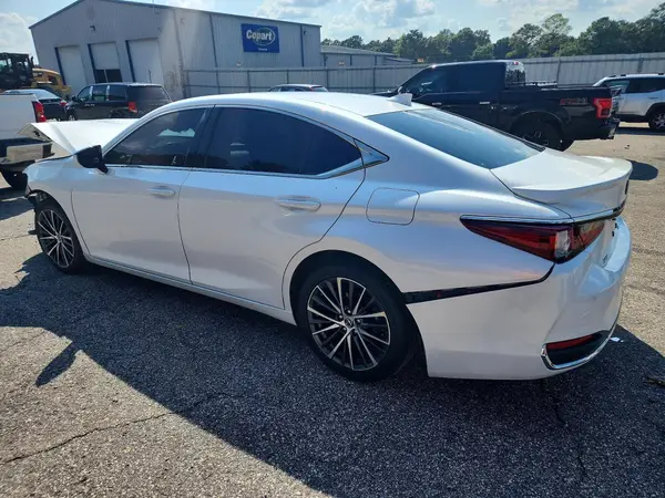58ADA1C14RU052511 — 2024 Lexus ES, photo 2 from Copart, Front end