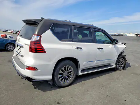 JTJJM7FX0J5201758 — 2018 Lexus GX, photo 3 from Copart 19.10.2026, Front end
