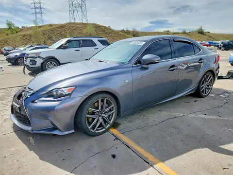 JTHBA1D29G5010240 — 2016 Lexus IS, Передняя часть (Front End), фото до ремонта