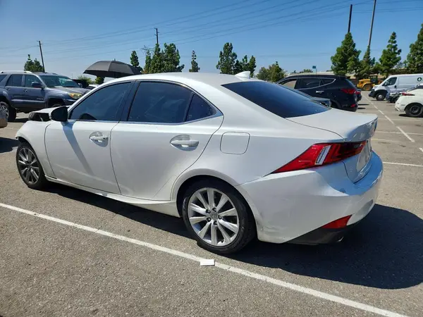 JTHBA1D28G5011251 — 2016 Lexus IS, zdjęcie 2 z Copart 15.10.2026, Przód