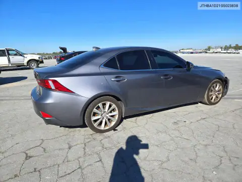JTHBA1D21G5023838 — 2016 Lexus IS, photo 3 from Copart, Front end