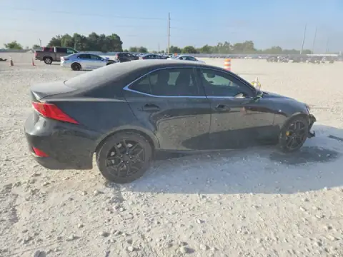 JTHBA1D20H5055780 — 2017 Lexus IS, foto 3 de Copart 29.10.2026, Parte delantera