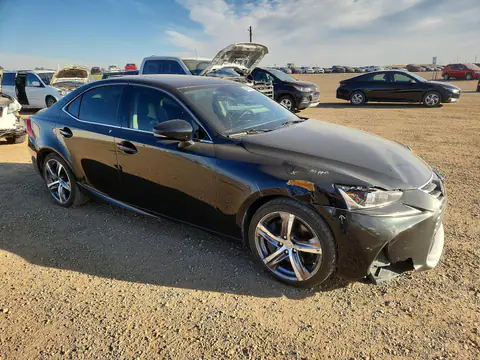 JTHCE1D25H5013971 — 2017 Lexus IS, photo 4 from Copart 20.10.2026, Front end