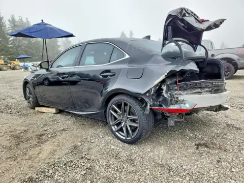 JTHCE1D23H5013872 — 2017 Lexus IS, foto 2 de Copart, Parte trasera
