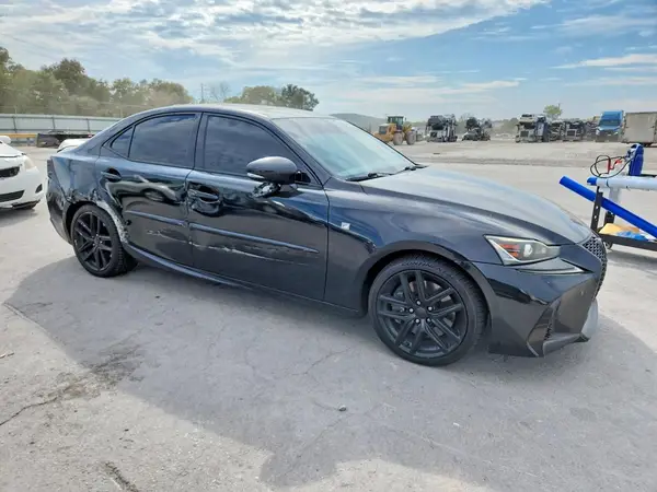 JTHBA1D24H5038786 — 2017 Lexus IS, фото 4 с аукциона Copart, Боковая часть