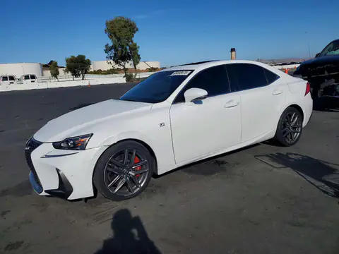 JTHBA1D26J5069592 — 2018 Lexus IS, Бокова частина (Side), фото до ремонту