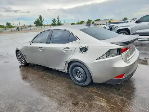 JTHBA1D2XJ5078893 — 2018 Lexus IS, photo 2 from Copart 28.09.2026, Side
