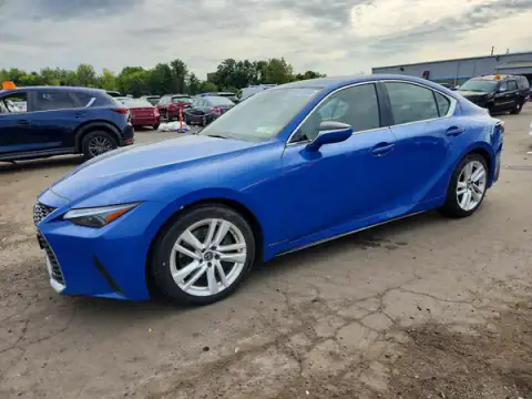 JTHA81F24M5045364 — 2021 Lexus IS, Zalanie (Water/Flood), zdjęć przed naprawą