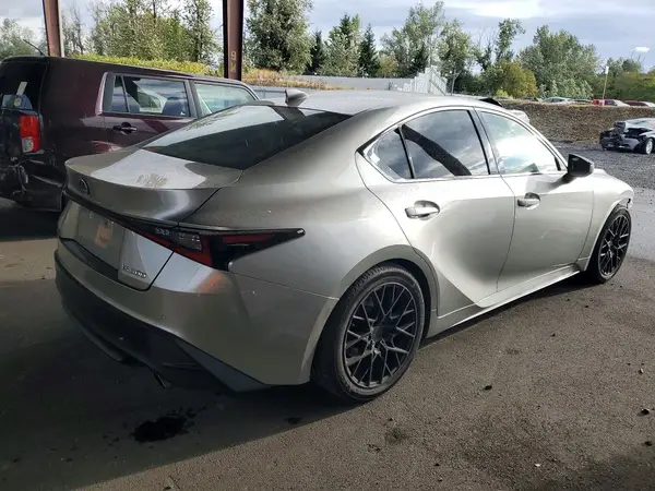 JTHCA1D22M5114228 — 2021 Lexus IS, photo 3 from Copart, Front end