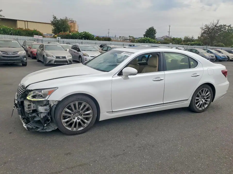 JTHBL5EF1G5142587 Lexus LS 2016 — повреждение Передняя часть, фото до ремонта