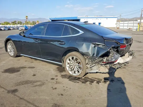 JTHB51FF8K5008959 — 2024 Lexus LS, фото 2 с аукциона Copart, Задняя часть
