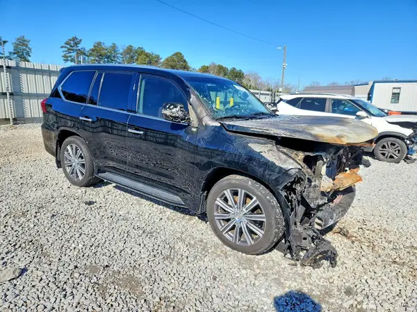 JTJHY7AX2H4237378 — 2017 Lexus LX, фото 4 с аукциона Copart 29.09.2026, Пожар