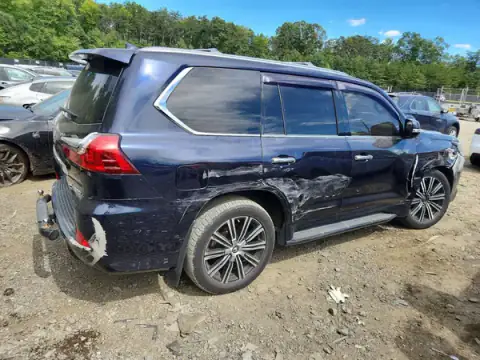 JTJHY7AX4J4265396 — 2018 Lexus LX, zdjęcie 3 z Copart, Przód