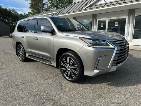 JTJHY7AX4J4256049 — 2018 Lexus LX, Normalne zużycie (Normal Wear & Tear), zdjęć przed naprawą