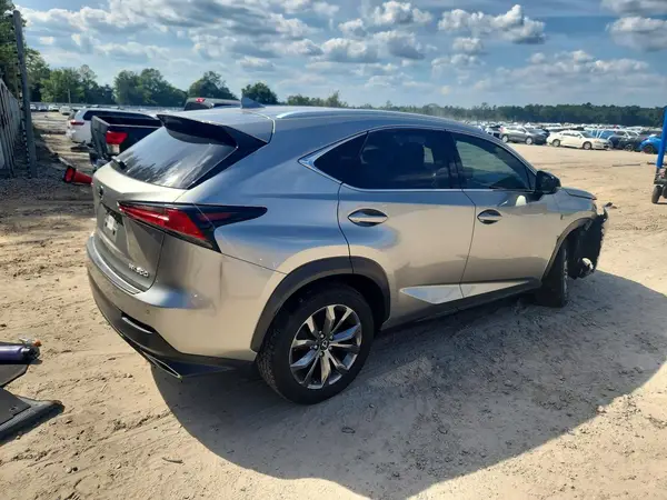 JTJSARBZ2M2192454 — 2021 Lexus NX, фото 3 с аукциона Copart, Передняя часть