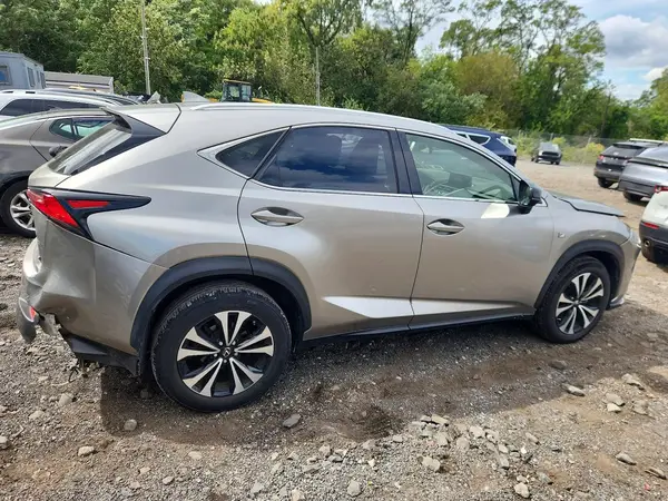 JTJSARDZ8M2262455 — 2021 Lexus NX, фото 3 с аукциона Copart, Передняя часть