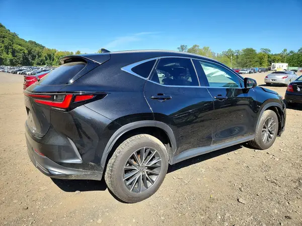 2T2GGCEZ2RC041781 — 2024 Lexus NX, фото 3 с аукциона Copart 15.10.2026, Передняя часть