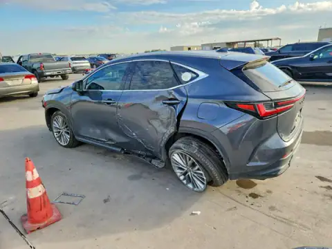 2T2GGCEZ5SC077938 — 2025 Lexus NX, zdjęcie 2 z Copart, Przód