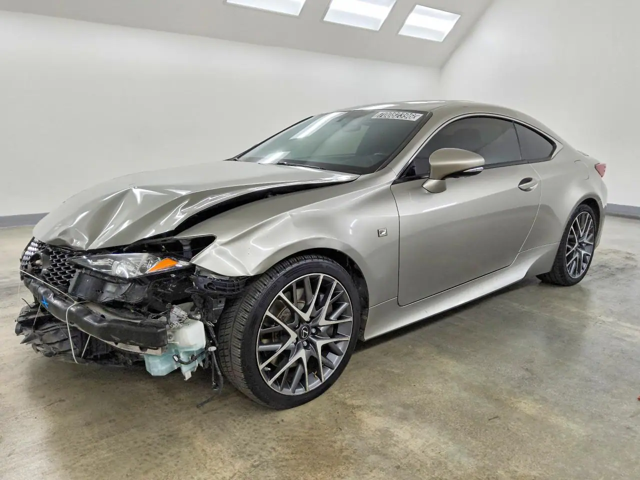 JTHHA5BC2H5005234 Lexus RC 2017 — Front end damage, before-repair photo