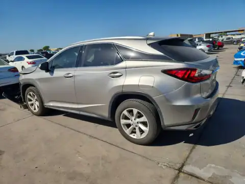 2T2BZMCA1HC072414 — 2017 Lexus RX, zdjęcie 2 z Copart, Przód