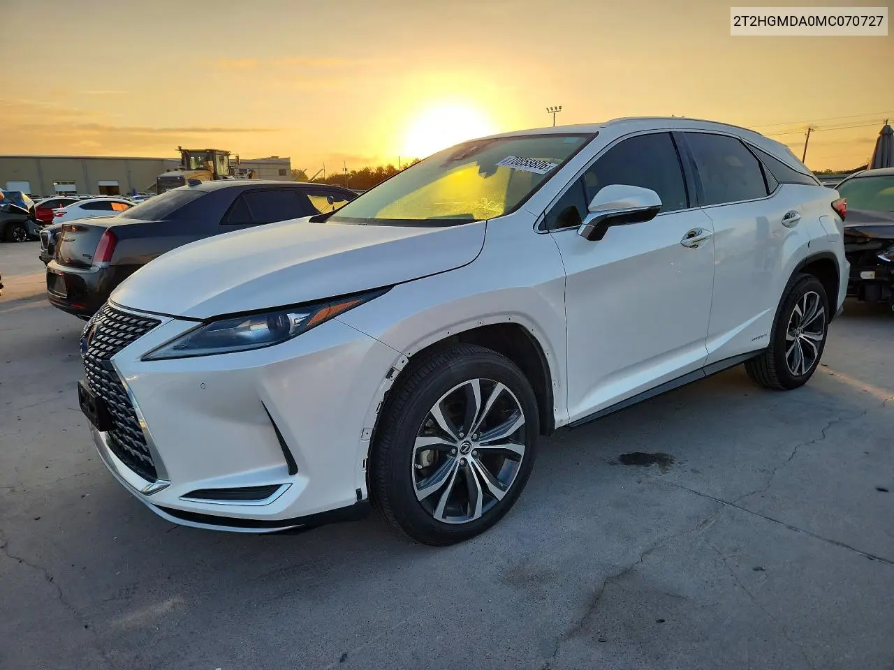2T2HGMDA0MC070727 Lexus RX 2021 — Front end damage, before-repair photo