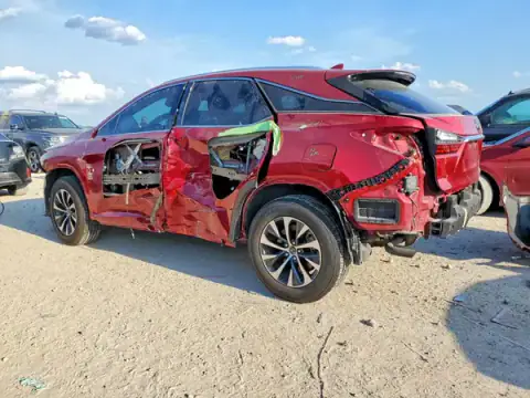 2T2HZMAA9NC220298 — 2022 Lexus RX, photo 2 from Copart 22.10.2026, All-over damage